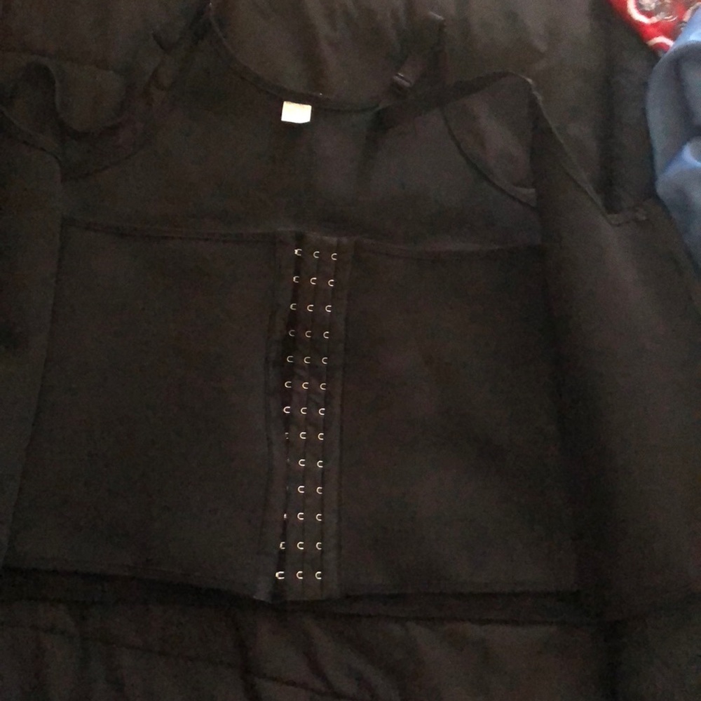 Waist trainer